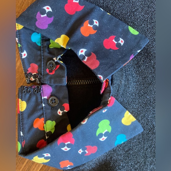 Alice + Olivia Designer Sweater - Picture 3 of 5